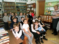 В библиотеке-филиале им. Г. Н. Фофанова впервые побывали первоклассники школы №8